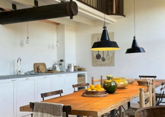 Historic House Close To *