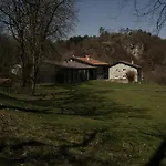 Historic House Close To Сasa de vacaciones *