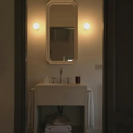 Historic House Close To