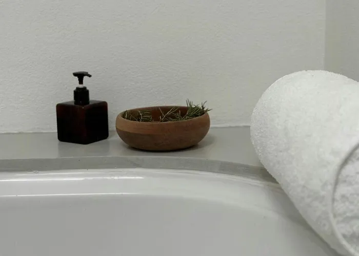 Historic House Close To Белладжо